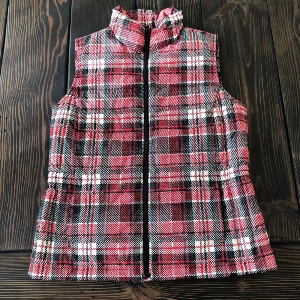 NWOT Talbots red black plaid print down warm winter puffer vest size Small